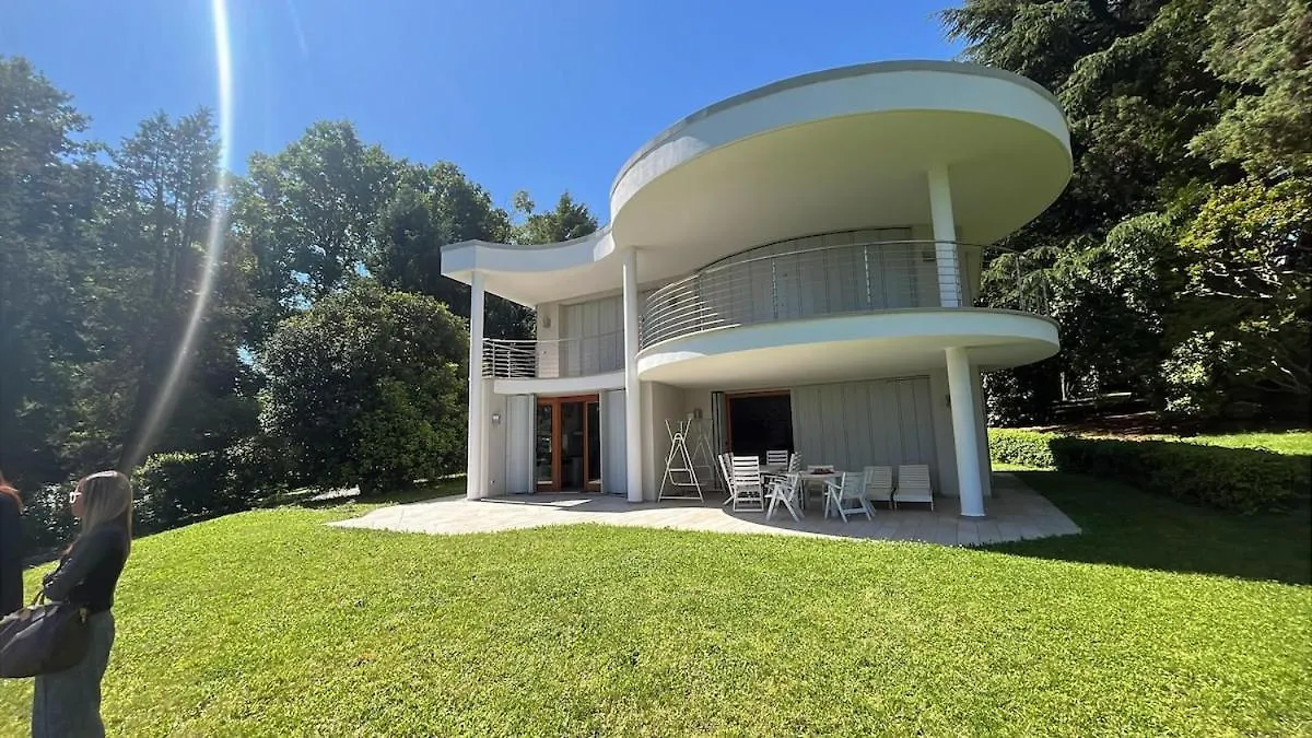 Villa Overlooking Lake Maggiore With 3 Suites Ranco
